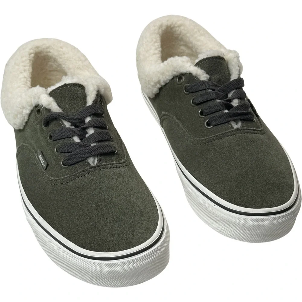 VANS Authentic Sherpa Suede Shoes - NIB Womens 8.5 Grape Leaf‎ - #47670-CL1